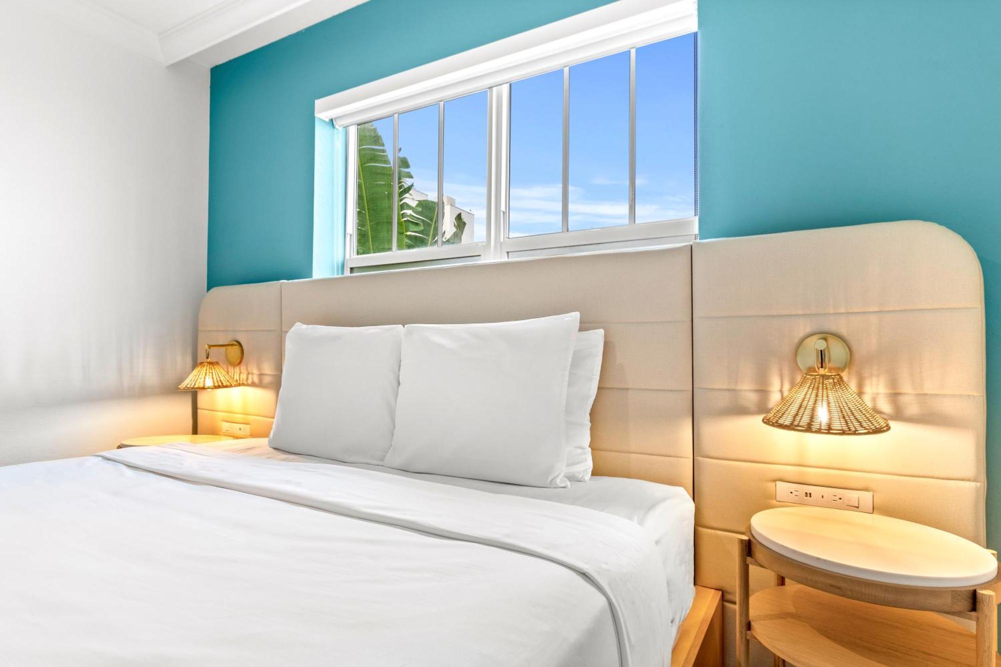 Aloha Fridays Hotel Маями Бийч Екстериор снимка