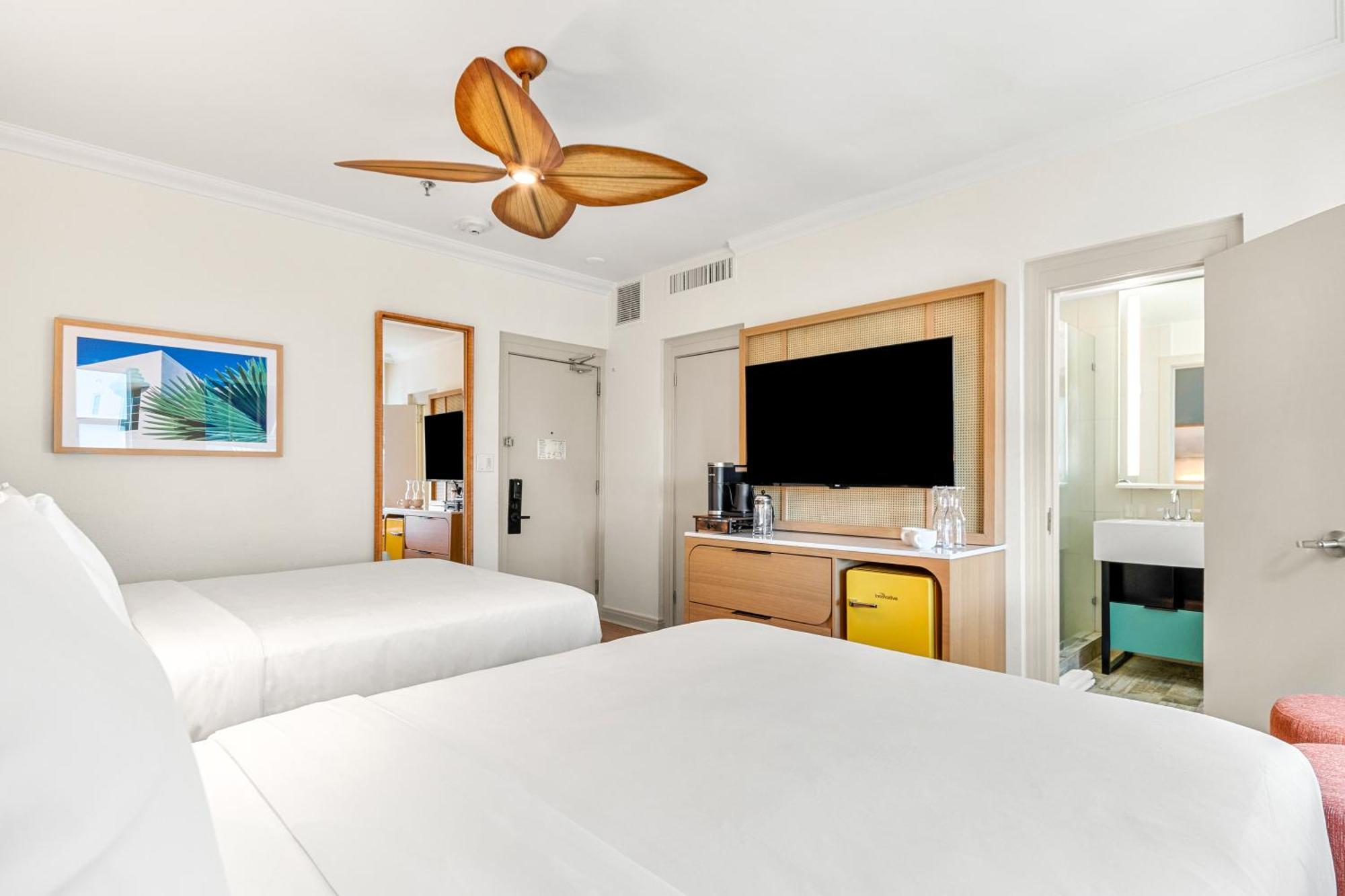 Aloha Fridays Hotel Маями Бийч Екстериор снимка