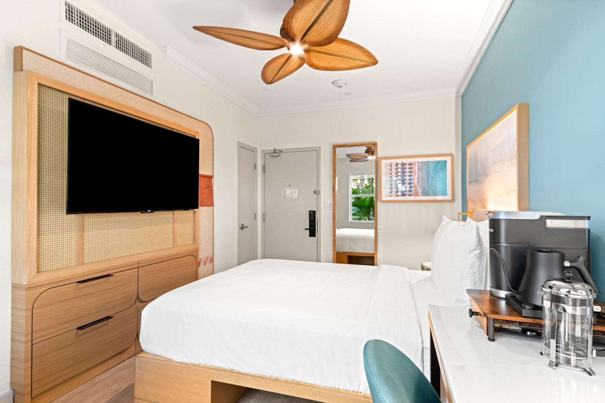 Aloha Fridays Hotel Маями Бийч Екстериор снимка