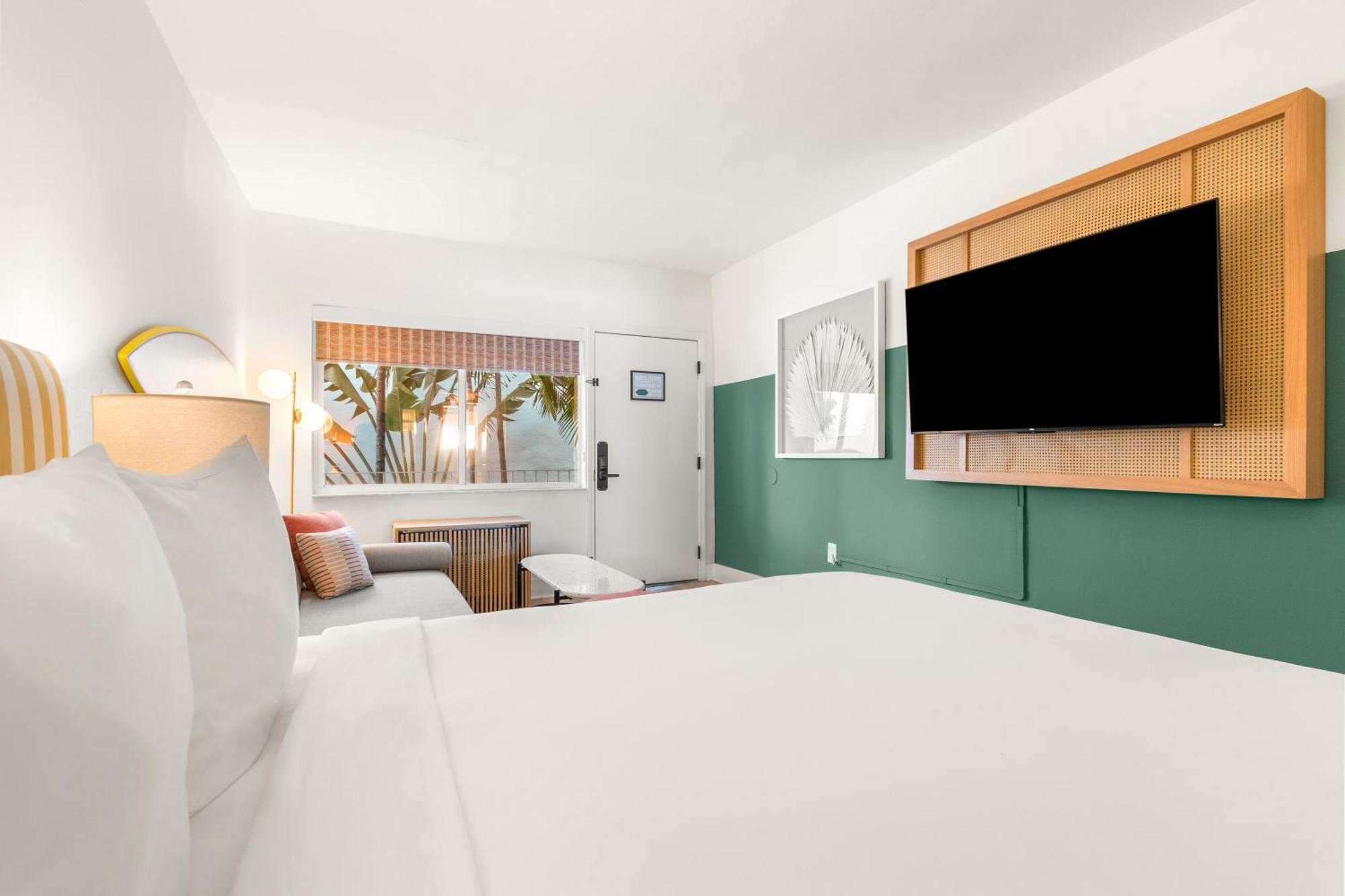 Aloha Fridays Hotel Маями Бийч Екстериор снимка